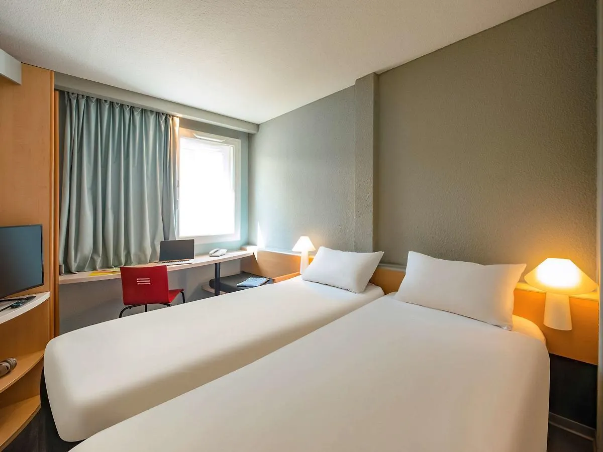 Ibis Saint Rambert D'Albon Hotel